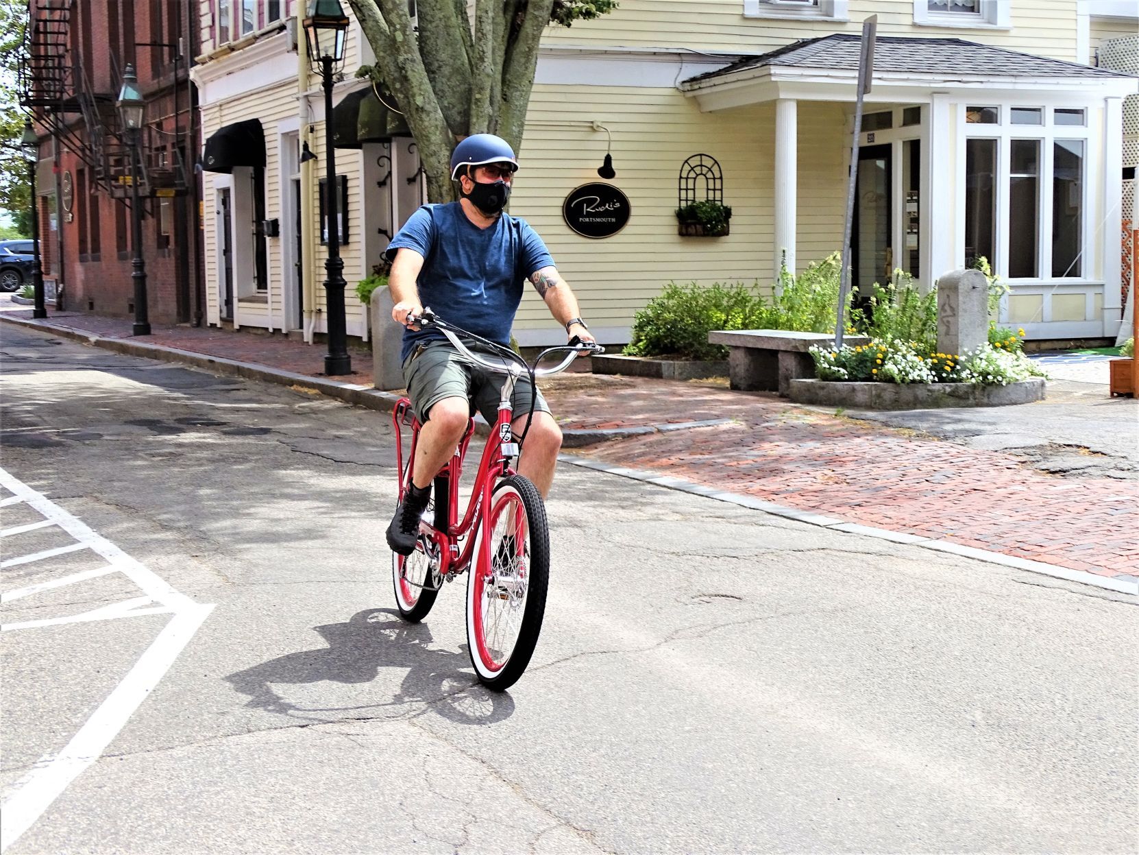 Taking an electric bike for a spin downtown